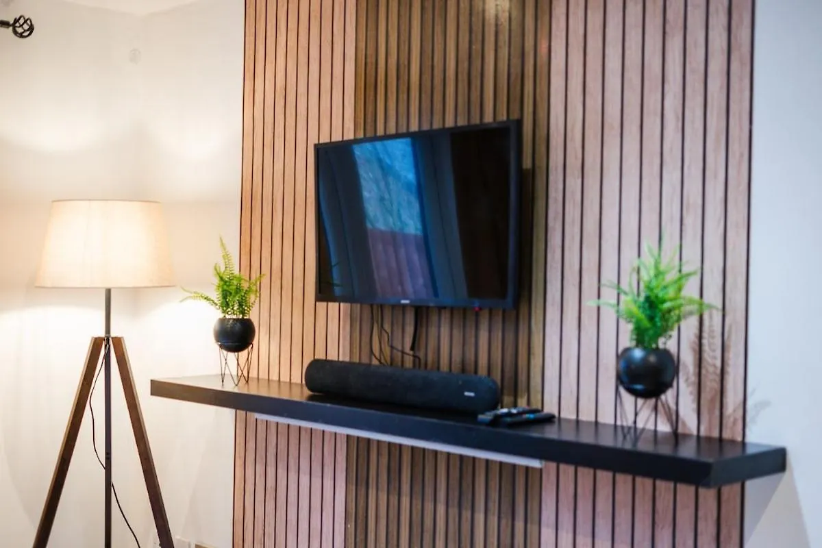 Stylish 1Bed Apartment With Garden Netflix And Free Parking Cardiff