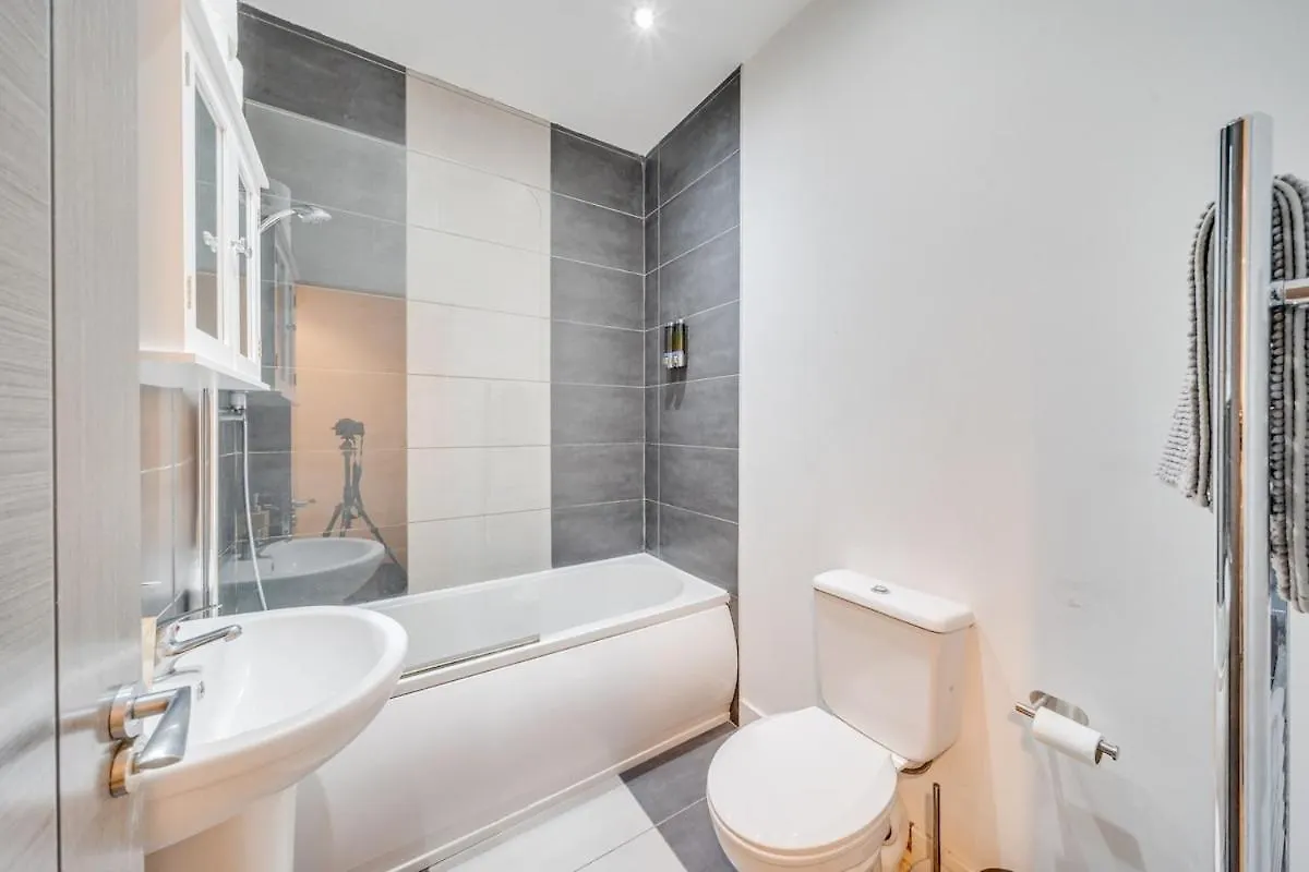 Stylish 1Bed Apartment With Garden Netflix And Free Parking Cardiff